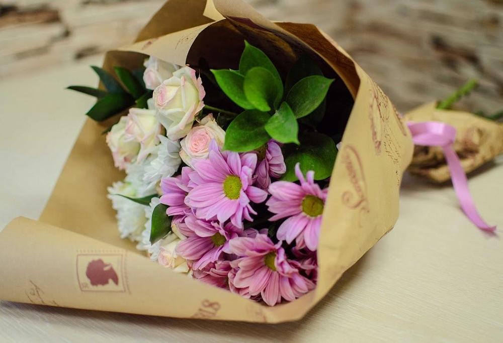 Букет цветов из: Розы и Хризантемы в Атаманской