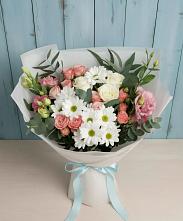 Букет цветов из:  Розы, Лизиантусы и Хризантемы в Атаманской