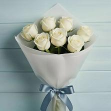 Букет 7 Белых роз Эдлесс Лав в Атаманской