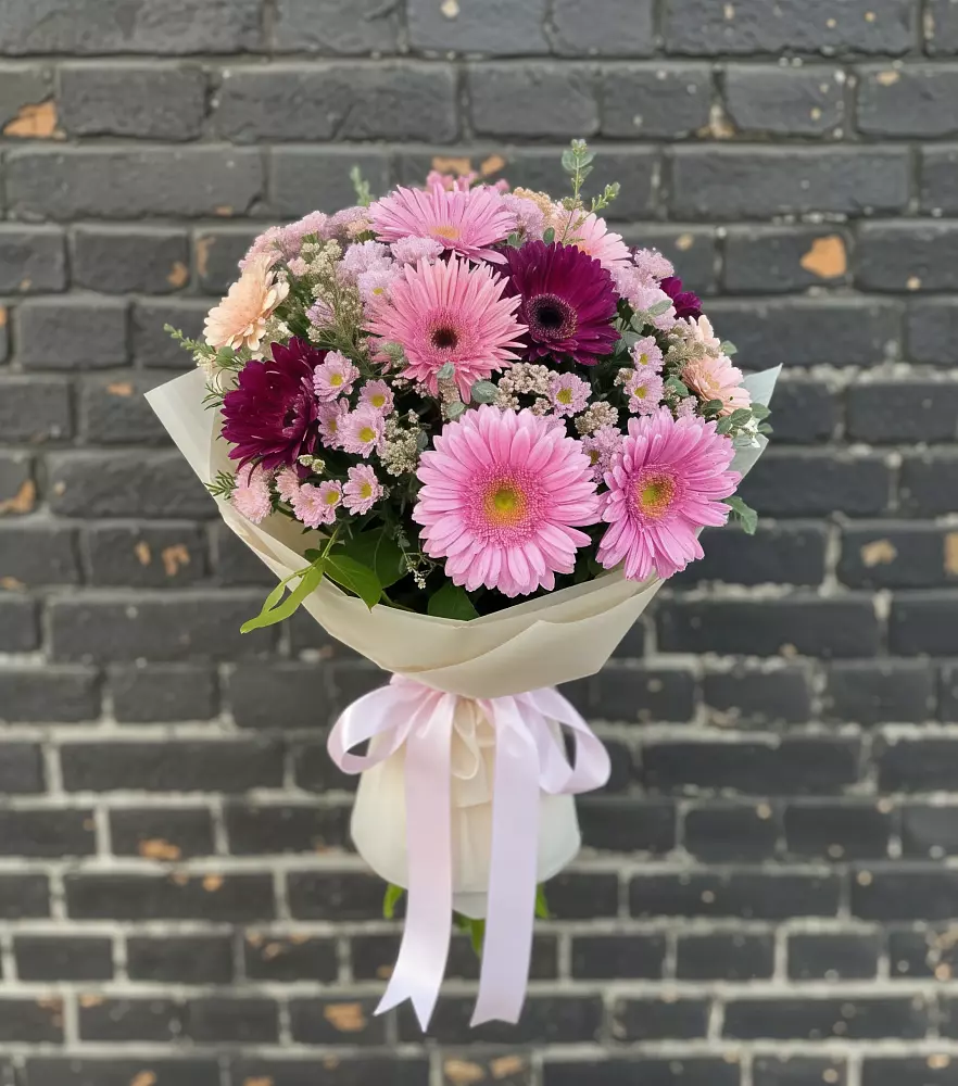 Букет цветов из: Герберы и Хризантемы в Атаманской