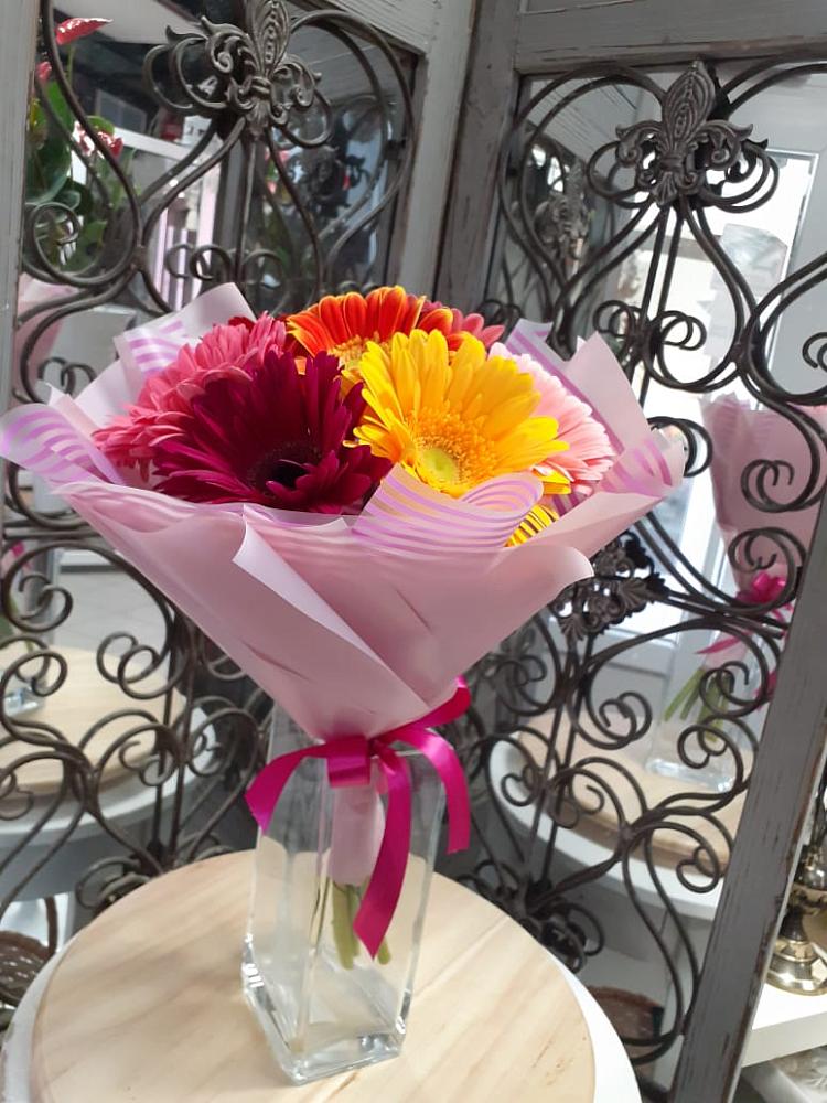 Букет цветов из: Герберы в Атаманской