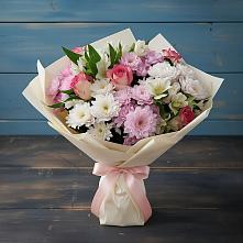 Букет цветов из:  Хризантемы, Альстромерии и Розы в Атаманской