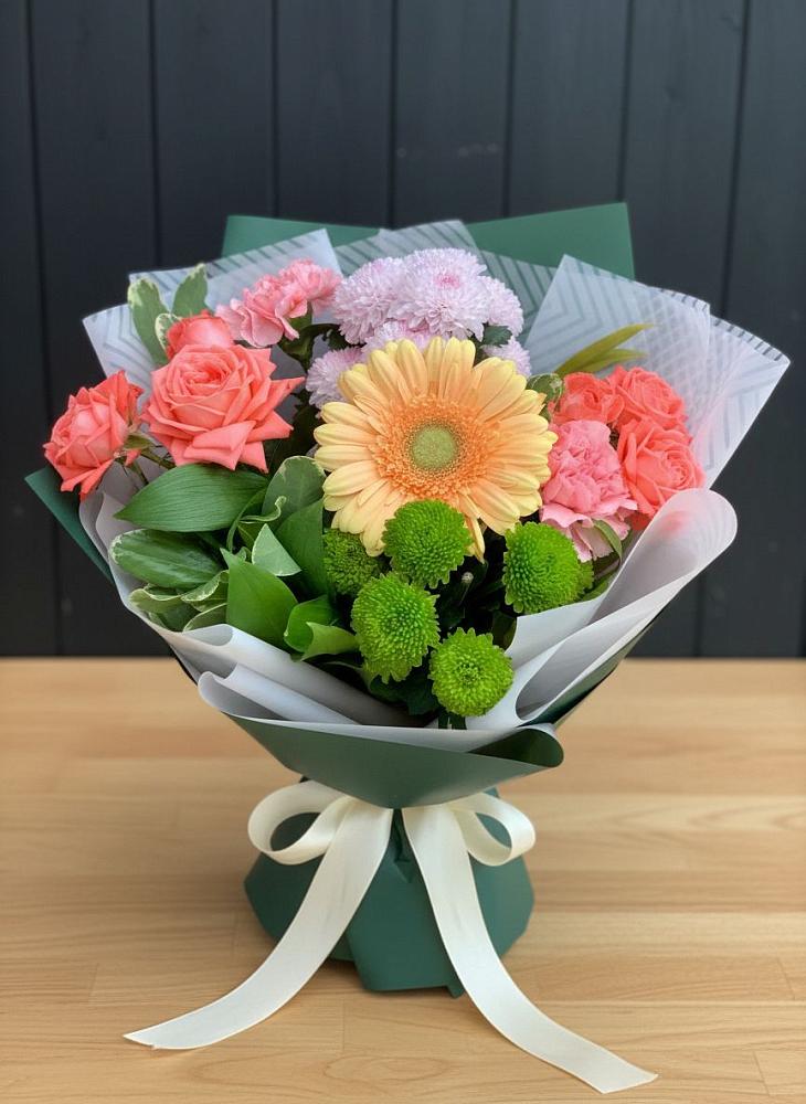 Букет цветов из: Гвоздики, Розы, Герберы и Хризантемы в Атаманской